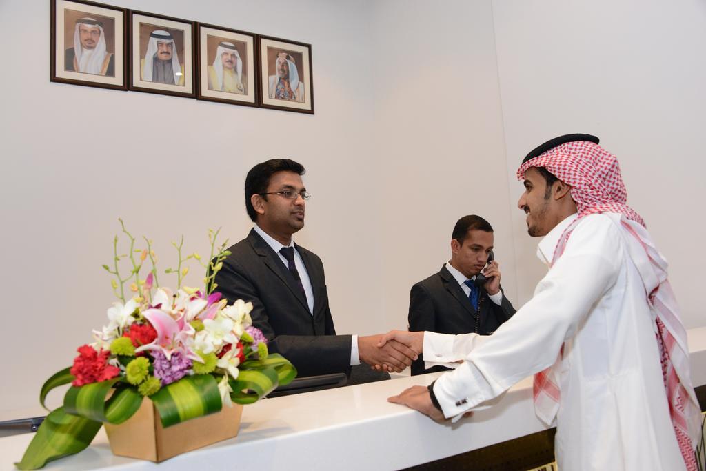 President Heights Aparthotel Manama Eksteriør bilde